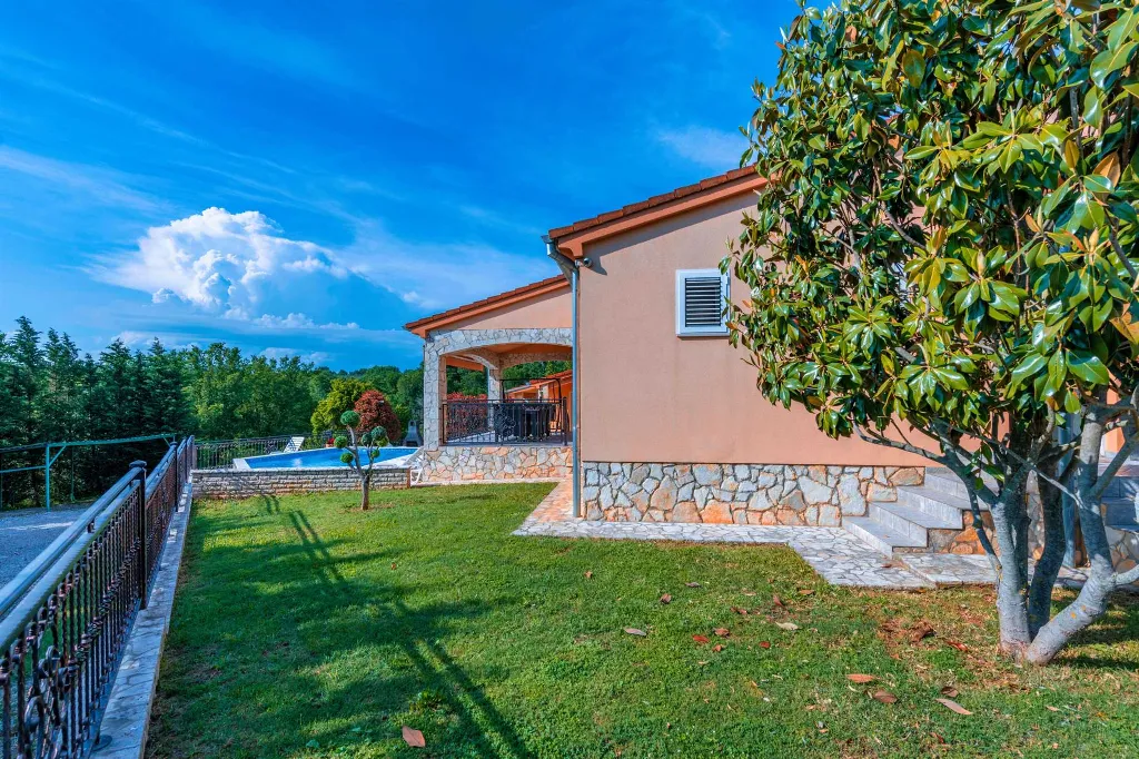 House in Marcana with Private Pool for 10 Guests