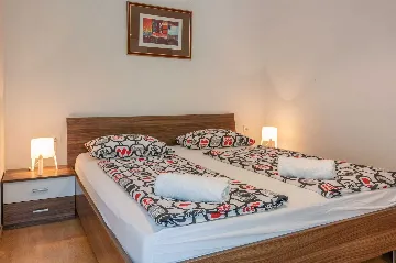 Trget 3-Bedroom House with Private Pool