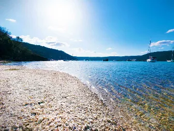 Trget 3-Bedroom House with Private Pool