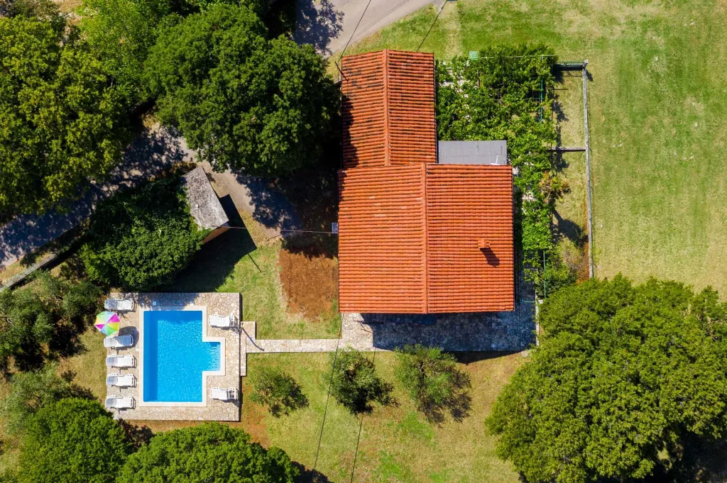 Trget 3-Bedroom House with Private Pool