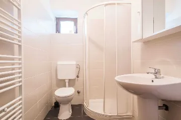 Trget 3-Bedroom House with Private Pool