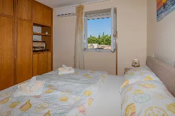 House with Private Pool and Fenced Garden in Svetvinčenat