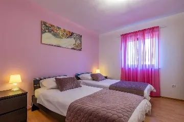 7-Bedroom House in Nedešćina for up to 15