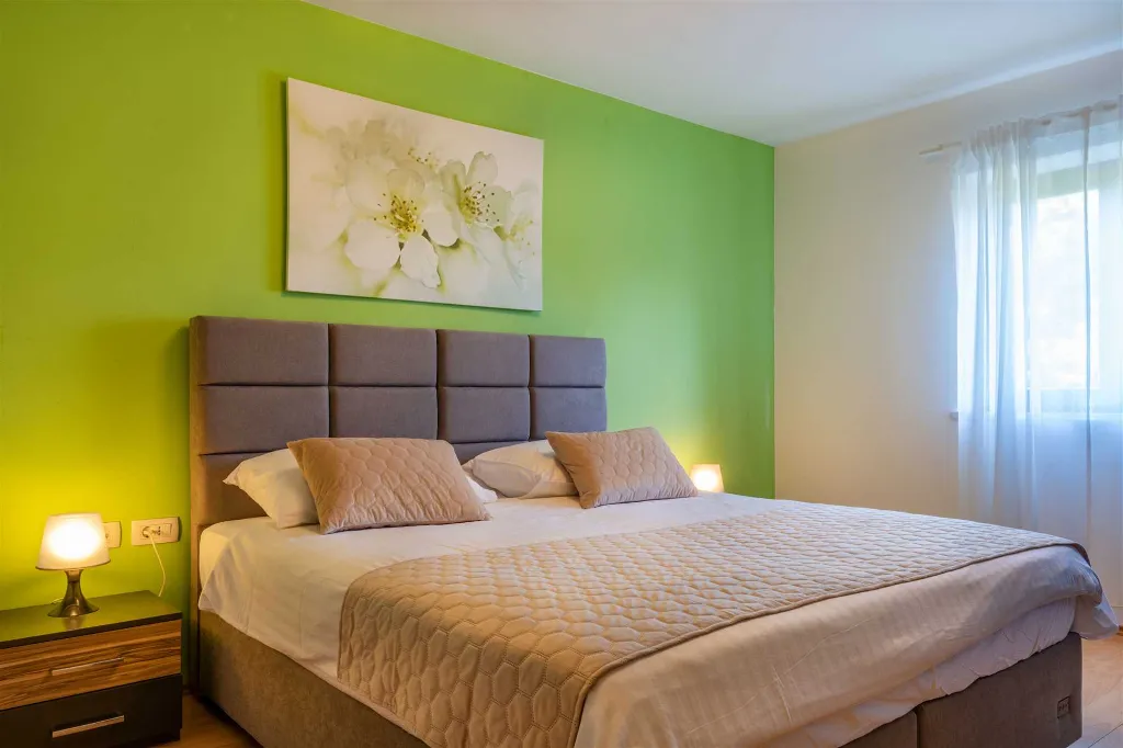 7-Bedroom House in Nedešćina for up to 15