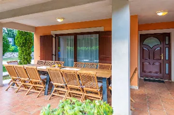 7-Bedroom House in Nedešćina for up to 15