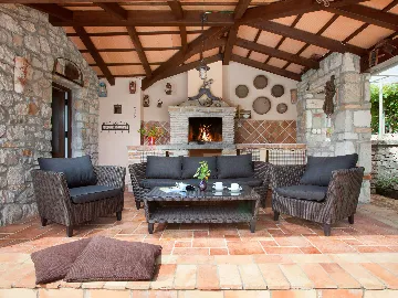 5-Bedroom Villa in Labin with Private Pool