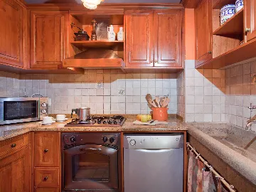 5-Bedroom Villa in Labin with Private Pool