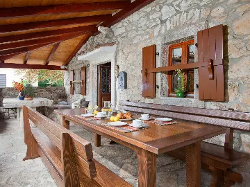 5-Bedroom Villa in Labin with Private Pool