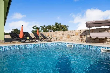 Pet-Friendly 2-Bedroom House in Bale