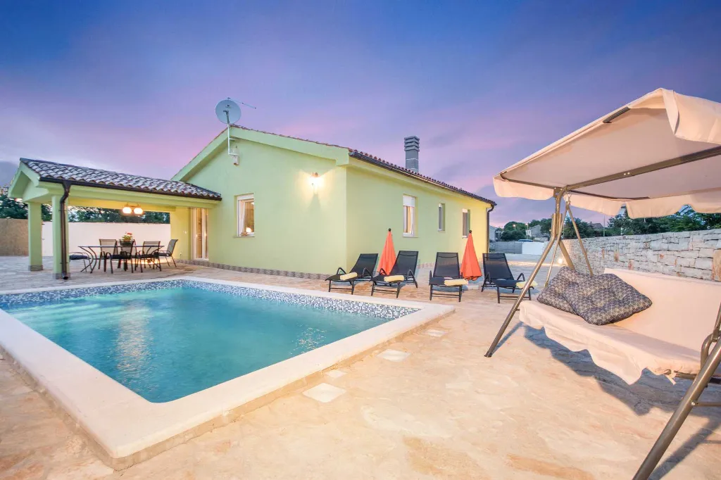 Pet-Friendly 2-Bedroom House in Bale