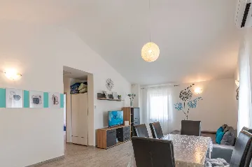 Pet-Friendly 2-Bedroom House in Bale