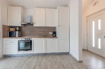 Pet-Friendly 2-Bedroom House in Bale