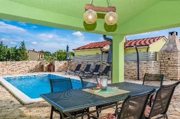 Pet-Friendly 2-Bedroom House in Bale