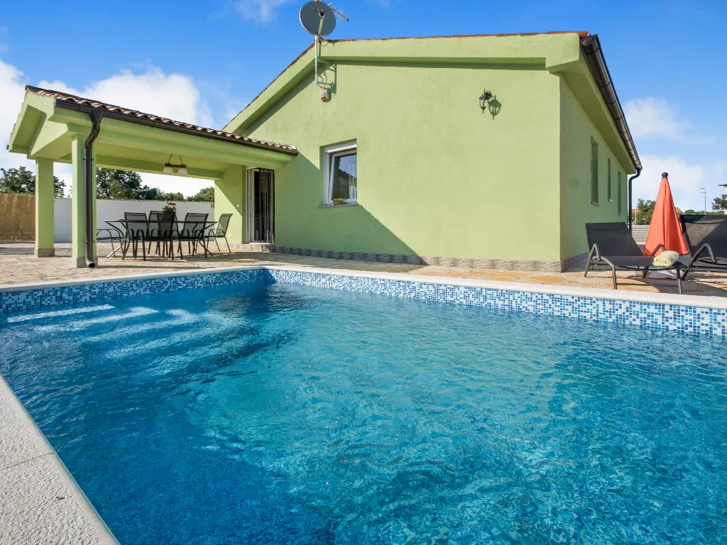 Pet-Friendly 2-Bedroom House in Bale