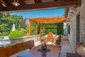 House with Private Pool in Žminj (Up to 6 Guests)