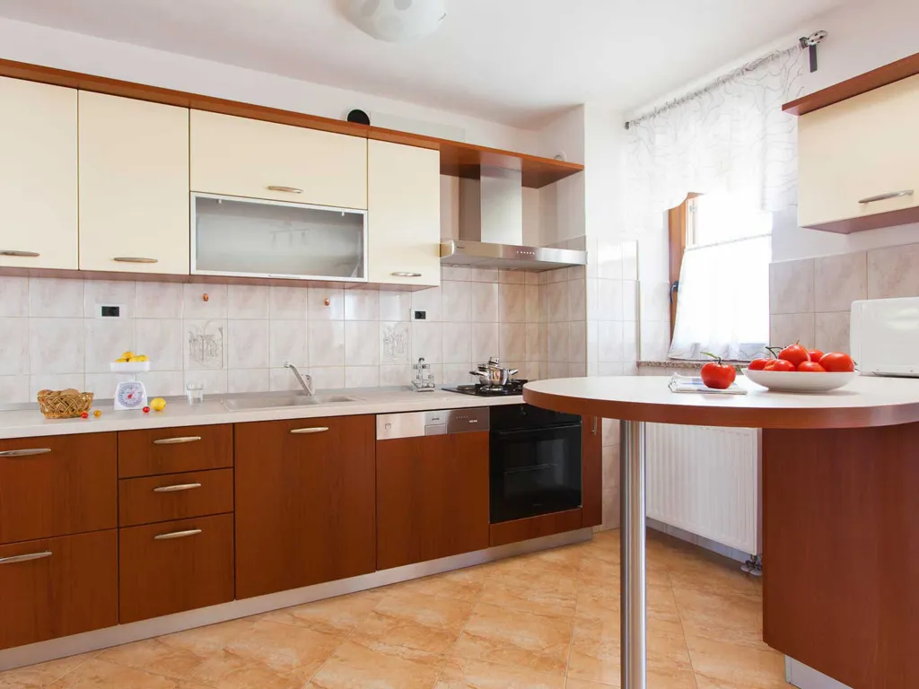 House in Trget for Up to 18 Guests