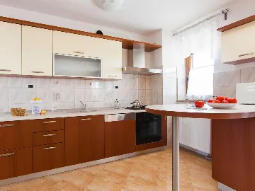 House in Trget for Up to 18 Guests