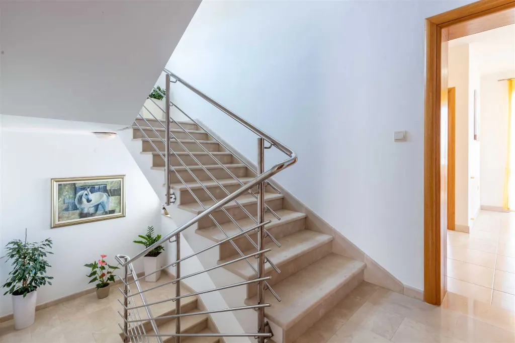1-Bedroom Apartment for 4 in Ližnjan