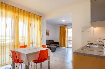 1-Bedroom Apartment for 4 in Ližnjan