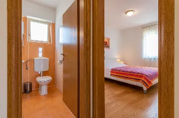 1-Bedroom Apartment for 4 in Ližnjan