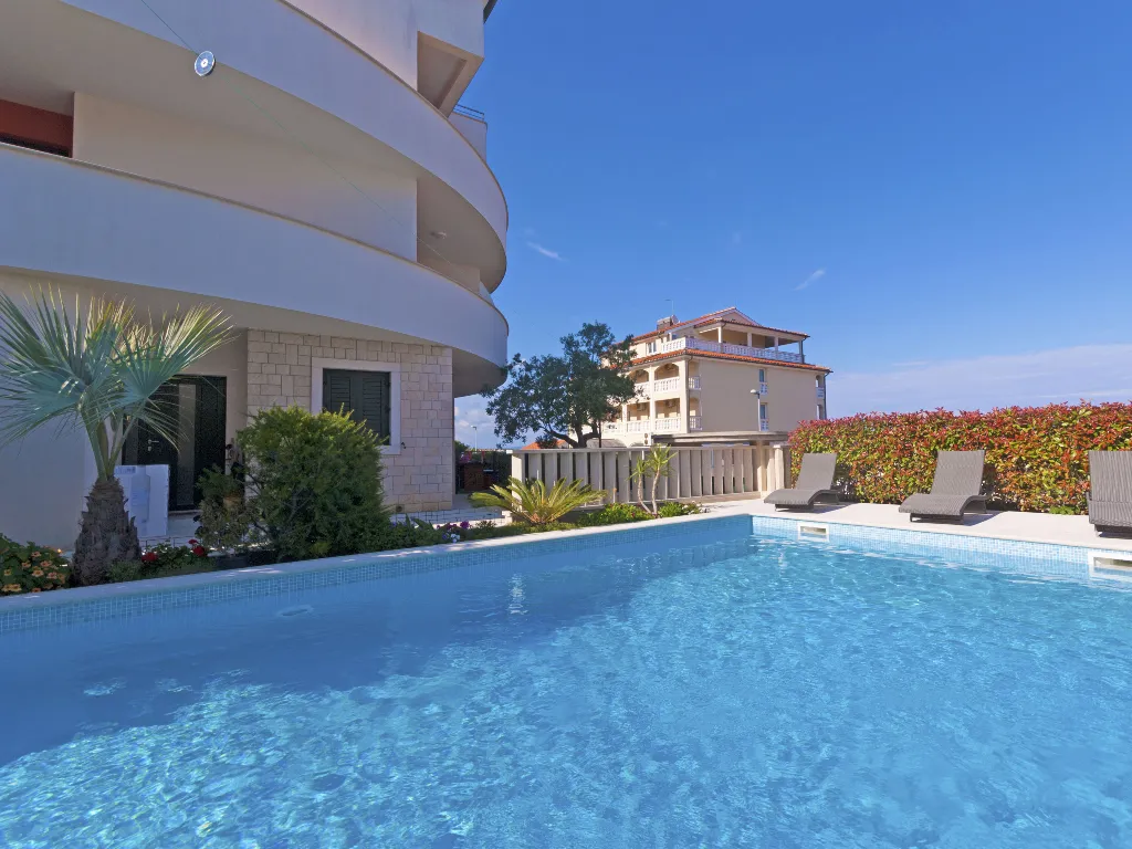 1-Bedroom Apartment for 4 in Ližnjan
