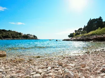 1-Bedroom Apartment for 4 in Ližnjan