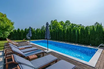 Spacious House in Pazin for Up to 14 Guests