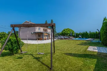 Spacious House in Pazin for Up to 14 Guests