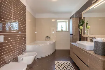 Spacious House in Pazin for Up to 14 Guests