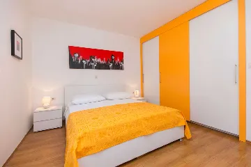 4-Bedroom House with Pool & Private Yard in Labin