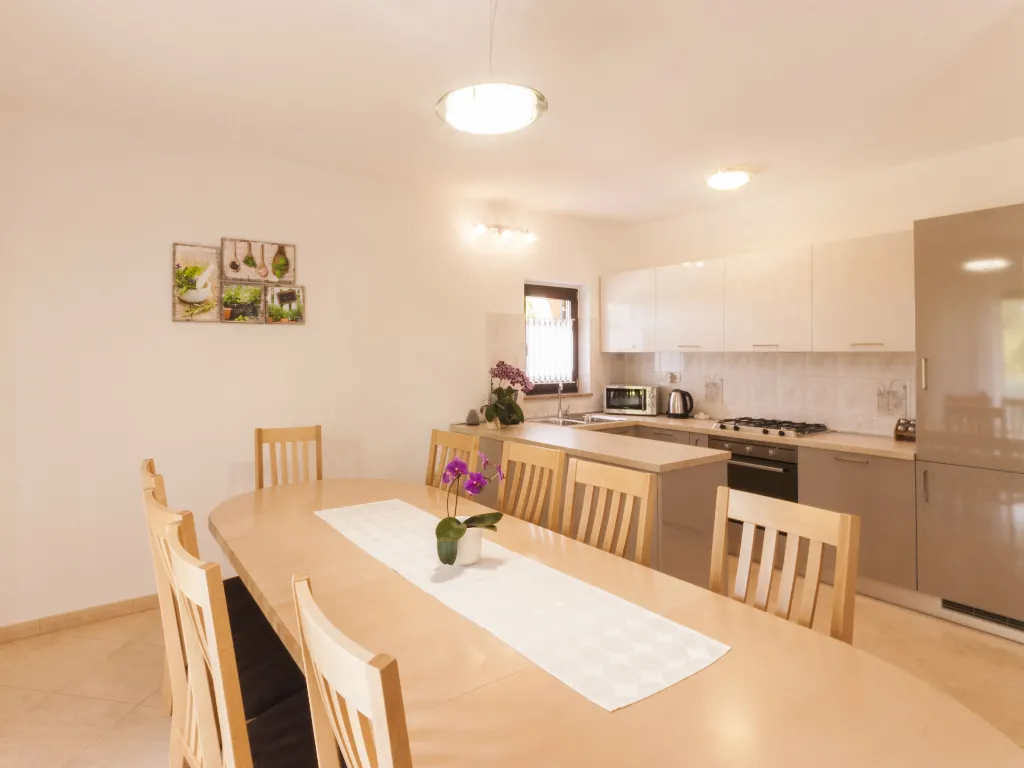 5-Bedroom House in Pazin with Private Pool