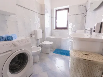 5-Bedroom House in Pazin with Private Pool