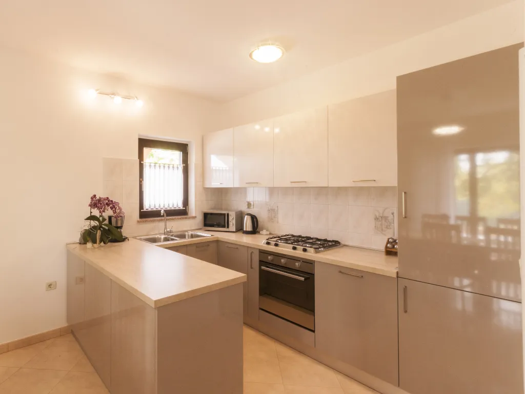 5-Bedroom House in Pazin with Private Pool