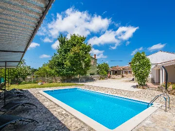 Renovated Istrian House with Private Pool in Žminj