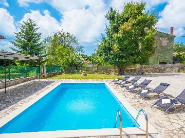 Renovated Istrian House with Private Pool in Žminj