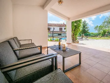 Renovated Istrian House with Private Pool in Žminj