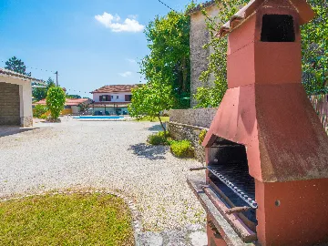 Renovated Istrian House with Private Pool in Žminj