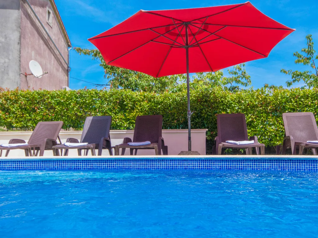 House with Private Pool in Labin (Vinež)