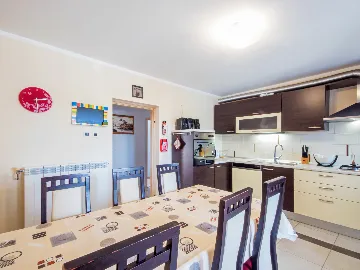 House with Private Pool in Labin (Vinež)