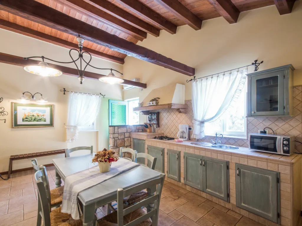 House in Šumber for 16 Guests with Pool