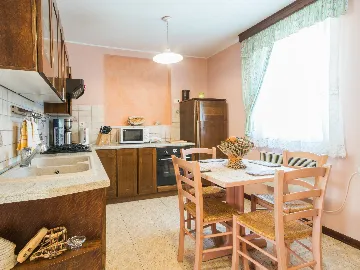 House in Šumber for 16 Guests with Pool