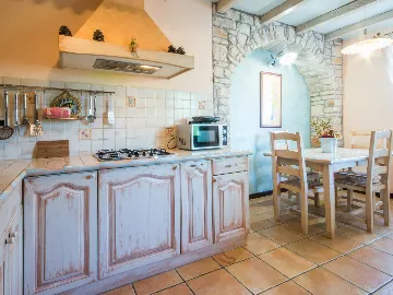 House in Šumber for 16 Guests with Pool