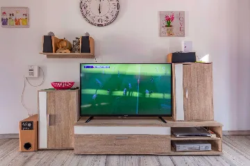 Air-Conditioned House in Bale for Up to 6