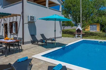 Pet-Friendly House with Private Pool in Labin