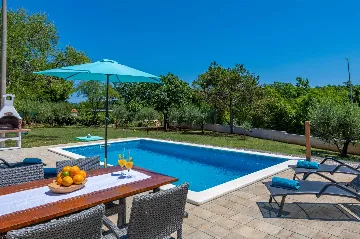 Pet-Friendly House with Private Pool in Labin