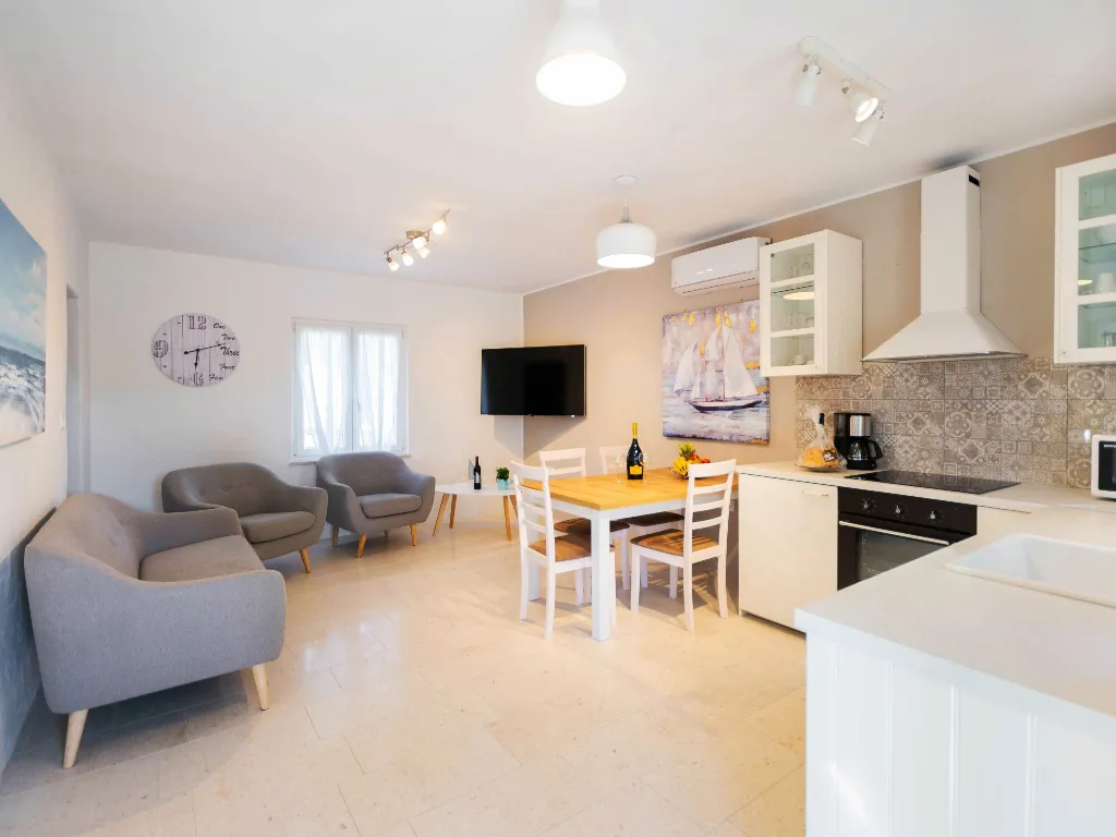 Pet-Friendly House with Private Pool in Labin