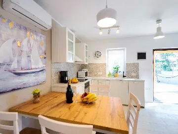 Pet-Friendly House with Private Pool in Labin