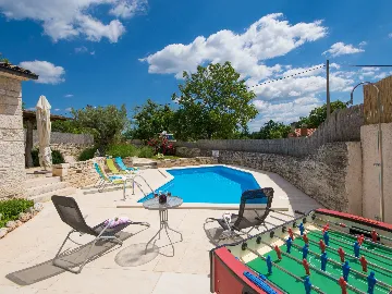 Pet-Friendly House with Private Pool in Pazin