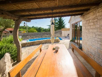 Pet-Friendly House with Private Pool in Pazin
