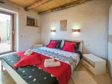 Pet-Friendly House with Private Pool in Pazin